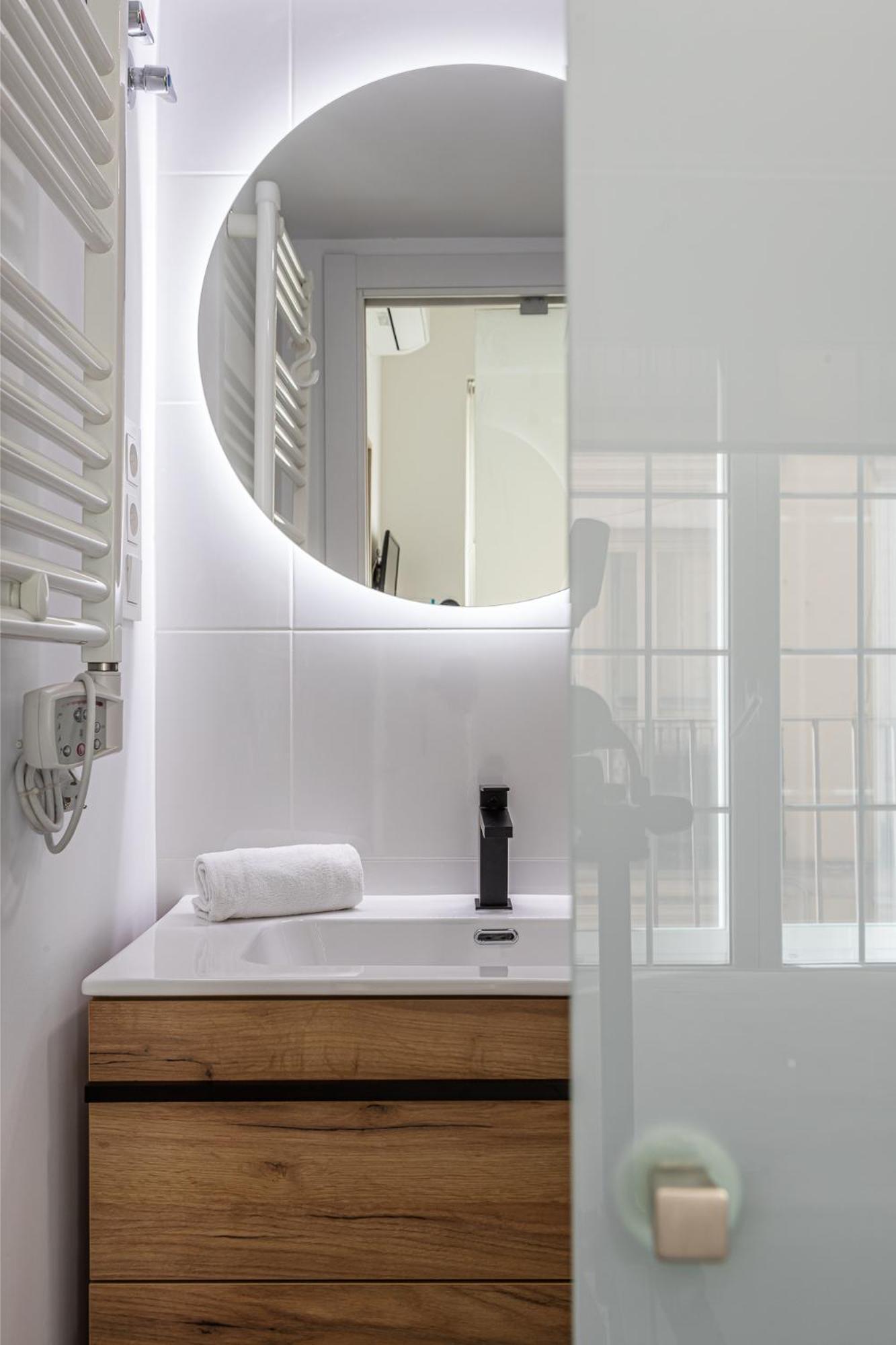 Apartamento Waou Chueca I - Alquiler Corta Duracion Madrid Exterior foto